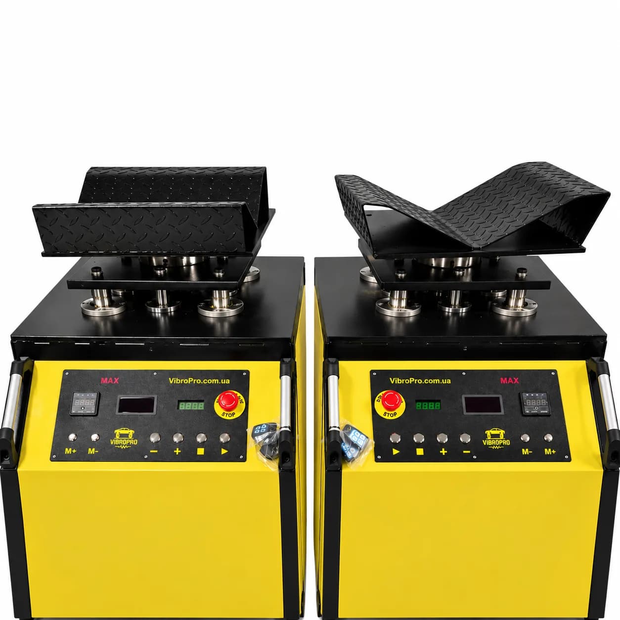 VibroPro lift-bay active units with swivel platforms and control panels